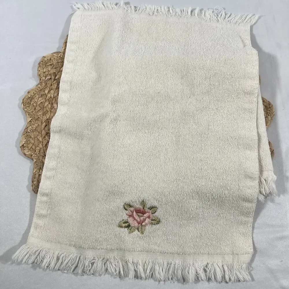 Vintage Set of 3 Avanti Ivory Pink Flower Rose Fingertip Hand Towels 100% Cotton